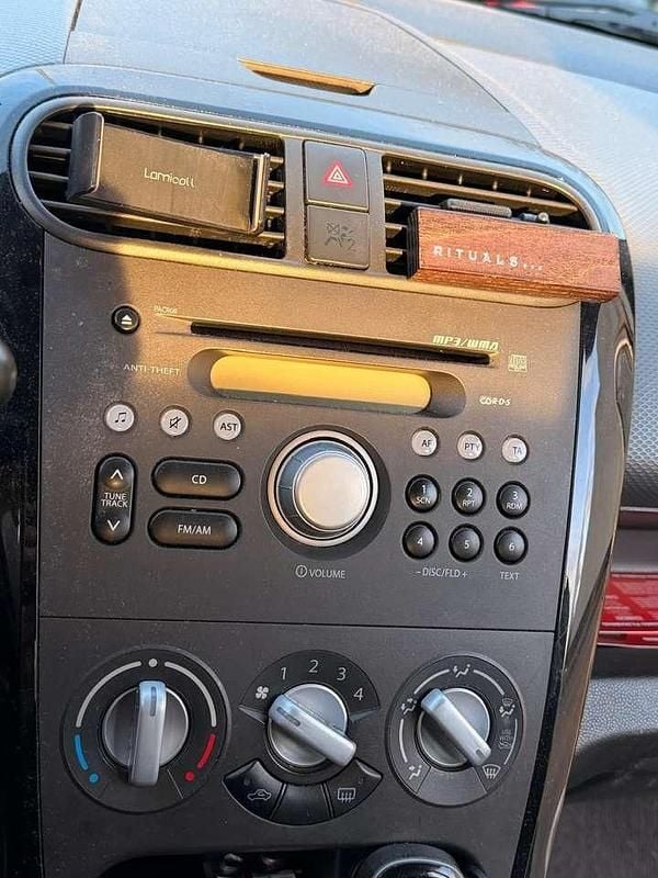 Gebraucht Opel Agila 65 PS (47 kW) 2010 Weiß Kleinwagen