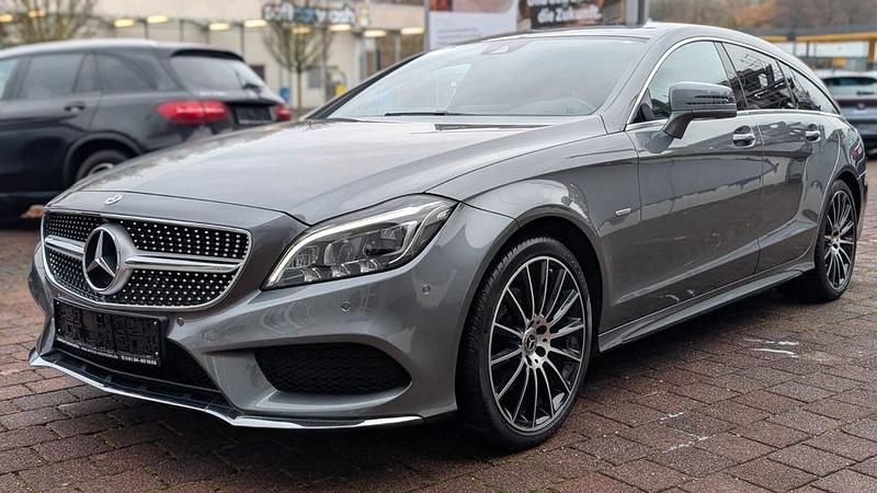 Grau Gebraucht 2018 Mercedes CLS250 AMG Limousine | 34.900 € (Teuer) - Bild 1/4