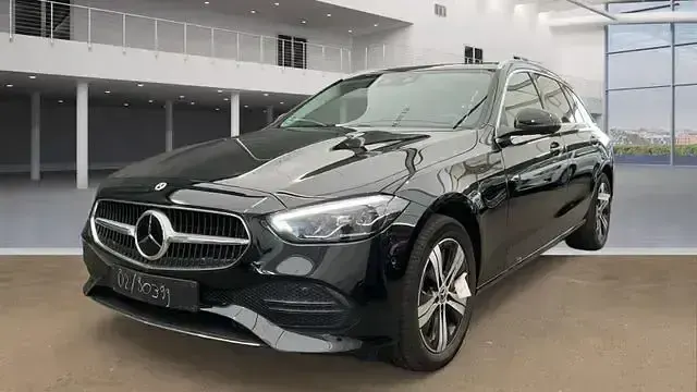 Gebraucht Mercedes C300e 313 PS (230 kW) 2023 Schwarz Limousine