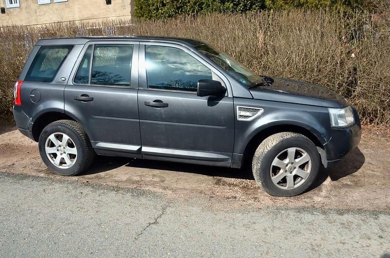 Gebraucht Land Rover Freelander 2 152 PS (111 kW) 2010 Grau SUV