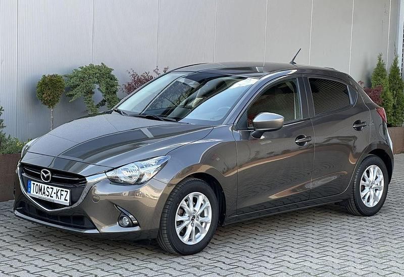 Gebraucht Mazda 2 Exclusive-Line 90 PS (66 kW) 2015 Braun Limousine