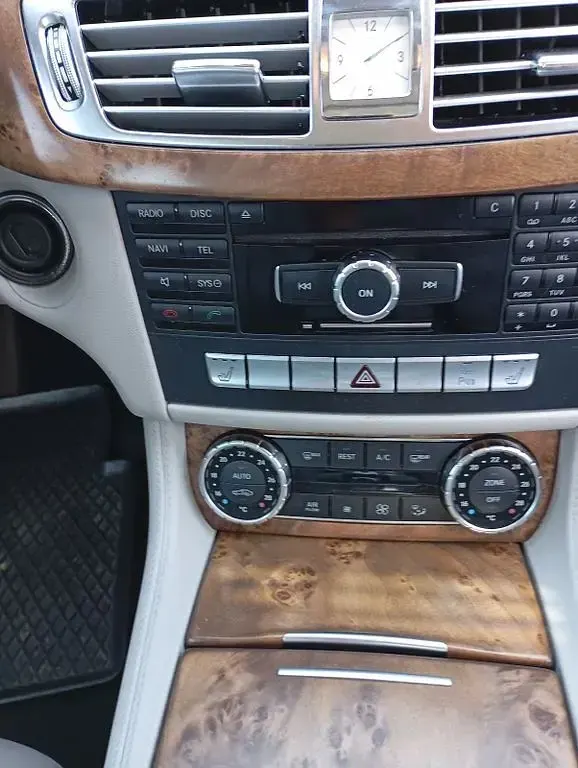 Gebraucht Mercedes CLS350 265 PS (194 kW) 2011 Silber Limousine
