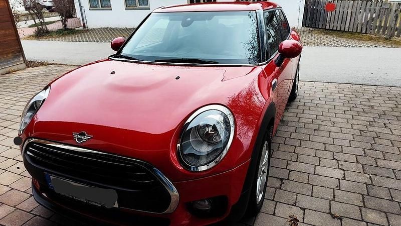 Gebraucht Mini One Clubman 102 PS (75 kW) 2018 Rot Kombi