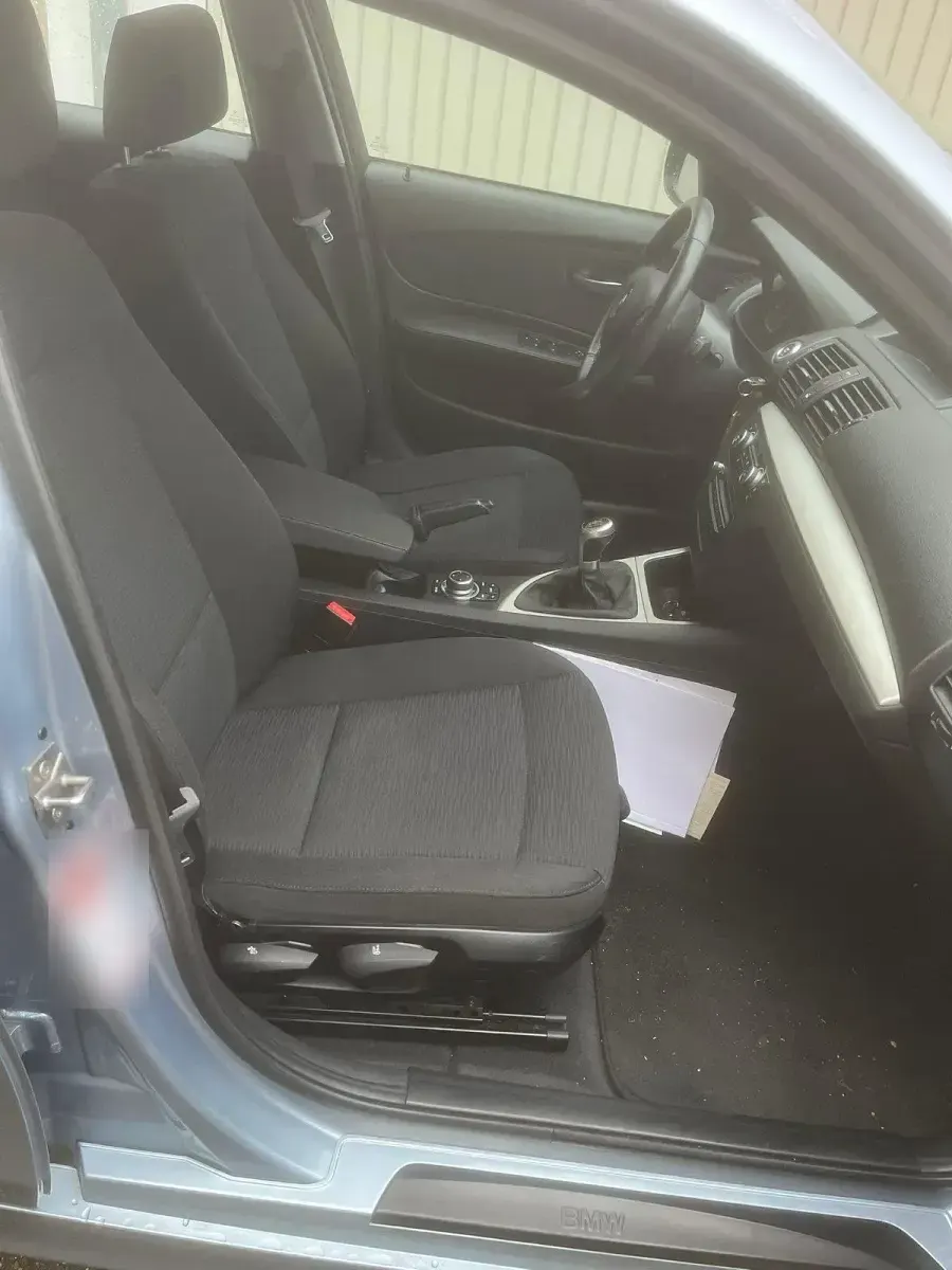 Gebraucht BMW 120 177 PS (130 kW) 2011 Blau Kleinwagen