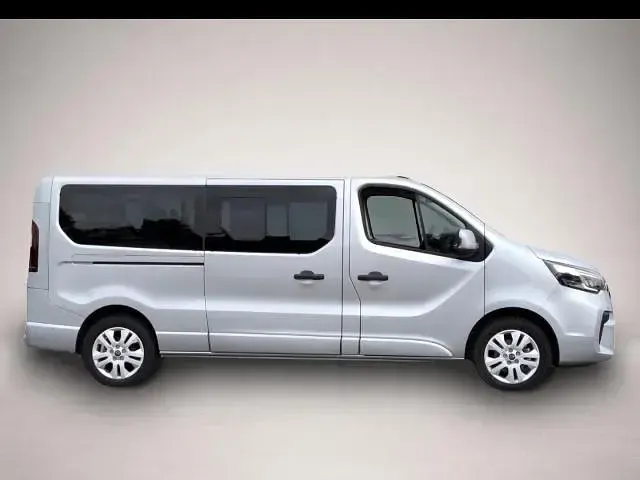 Gebraucht Nissan Primastar Tekna 150 PS (110 kW) 2025 Manufacturer Van / Kleinbus