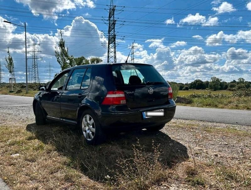 Gebraucht VW Golf IV 2003 Schwarz Kleinwagen