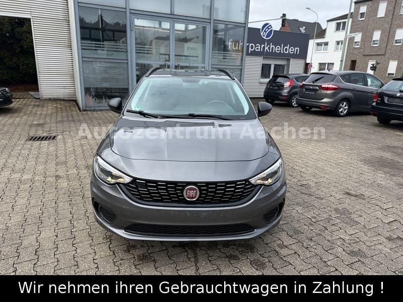 Gebraucht Fiat Tipo 95 PS (69 kW) 2018 Grau Kombi