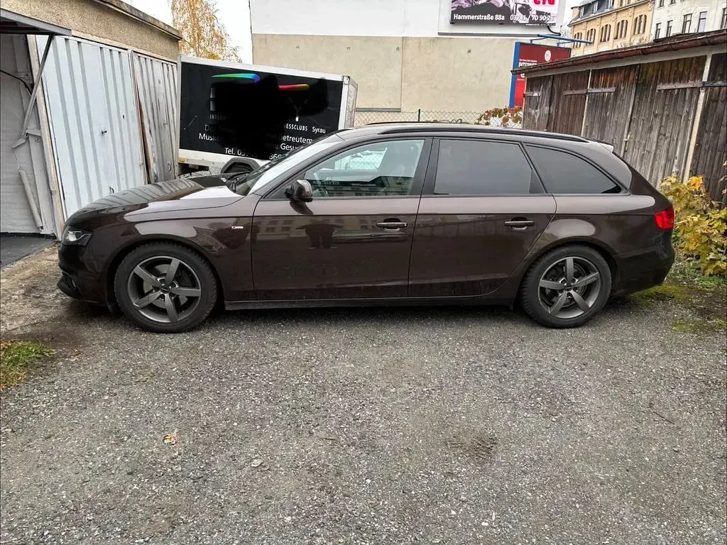 Gebraucht Audi A4 S-Line 190 PS (139 kW) 2011 Braun Kombi