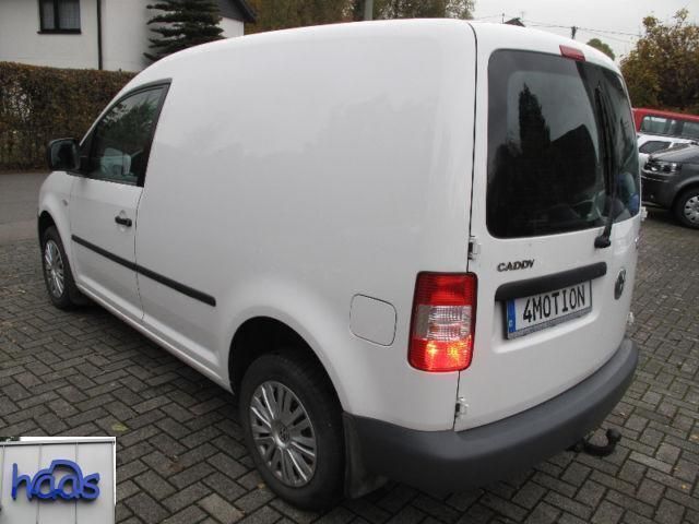 Gebraucht VW Caddy 105 PS (77 kW) 2010 Weiß Van / Kleinbus