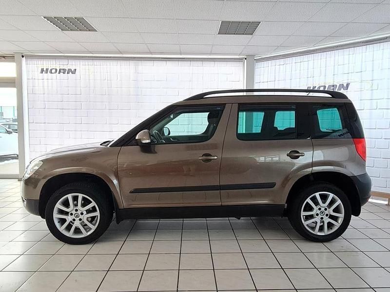 Gebraucht Skoda Yeti Plus Edition 105 PS (77 kW) 2013 Braun SUV