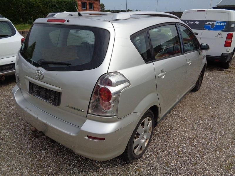 Gebraucht Toyota Corolla Verso 116 PS (85 kW) 2005 Grau Van / Kleinbus