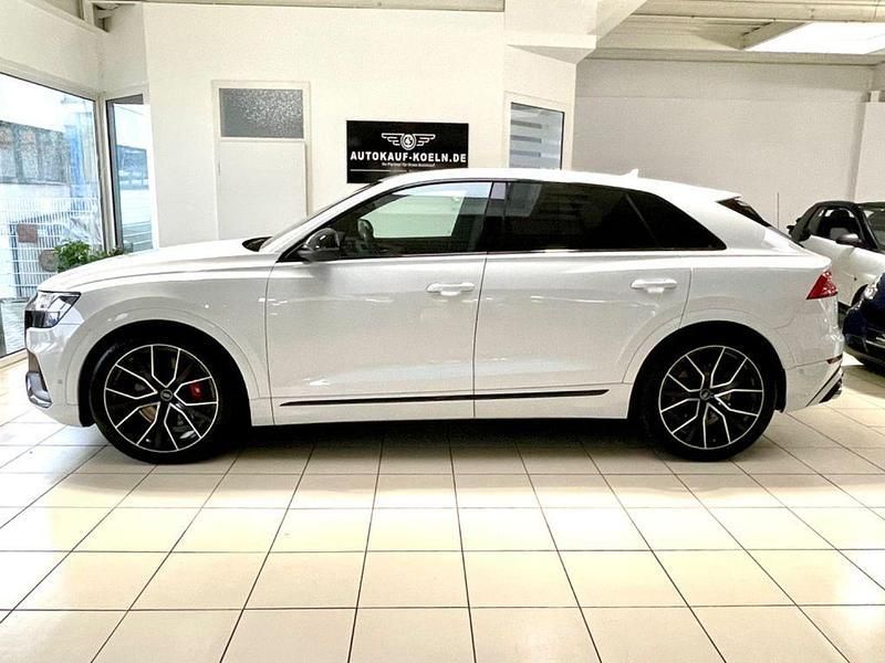 Weiß Gebraucht 2019 Audi SQ8 Sport SUV | 75.990 € (Etwas zu teuer) - Bild 1/4