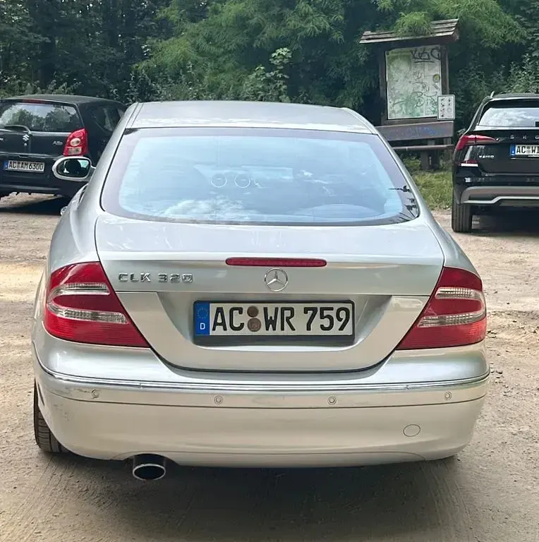 Gebraucht Mercedes CLK320 Elegance 218 PS (160 kW) 2002 Silber Coupé
