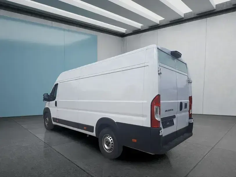 Gebraucht Fiat Ducato 180 PS (132 kW) 2024 Weiß Van