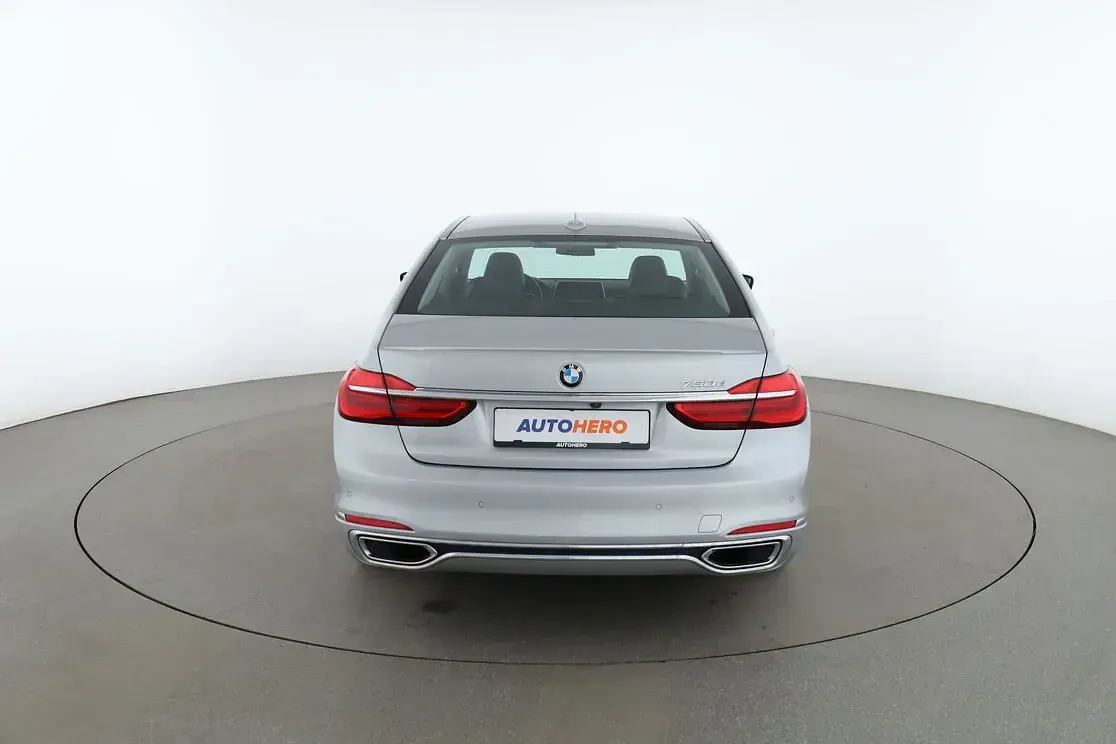 Gebraucht BMW 730 265 PS (194 kW) 2016 Grau Limousine