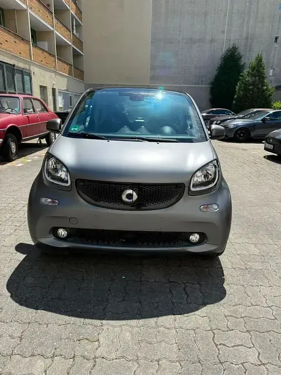 Gebraucht Smart ForTwo Coupé Prime 90 PS (66 kW) 2019 Grau Coupé
