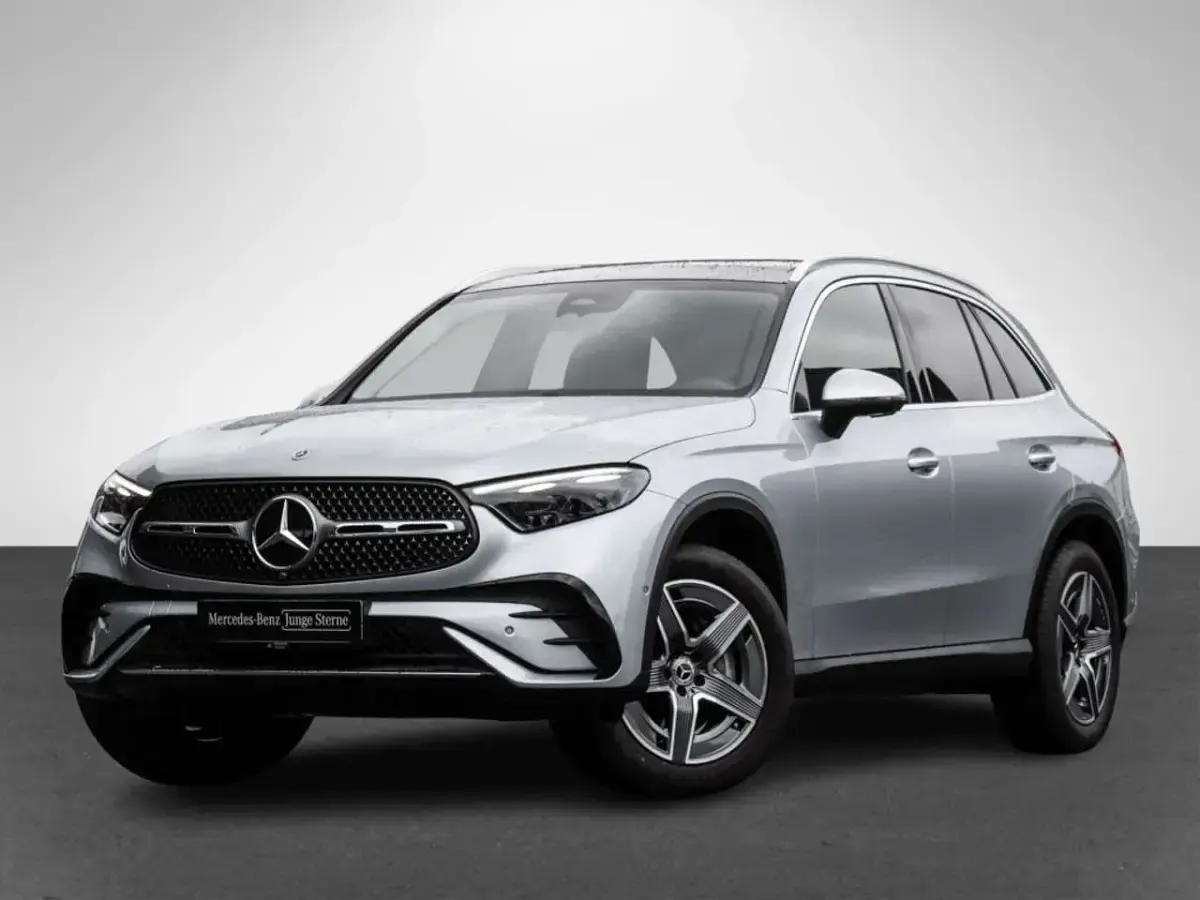 Gebraucht Mercedes GLC300 AMG 269 PS (197 kW) 2025 Silber metalliclack hightechsi SUV