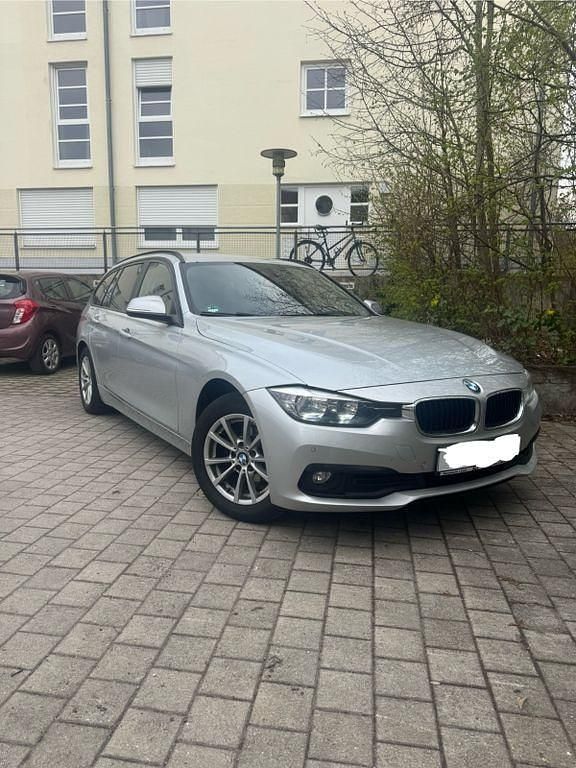 Gebraucht BMW 316 Advantage 116 PS (85 kW) 2016 Silber Kombi