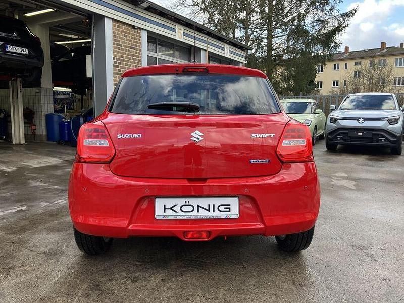 Gebraucht Suzuki Swift Comfort 2023 Rot Kleinwagen