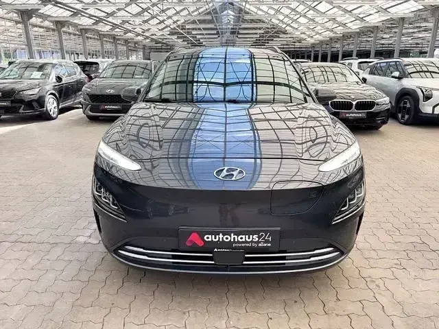 Gebraucht Hyundai Kona Trend 150 kW (204 PS) 2022 Grau SUV