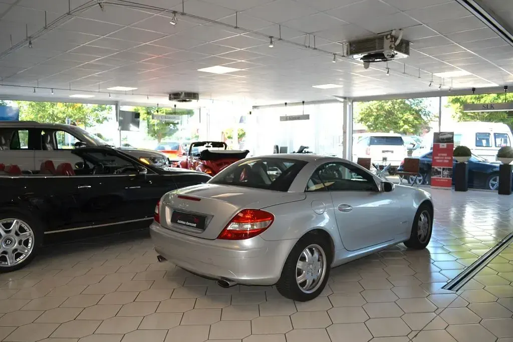 Gebraucht Mercedes SLK200 163 PS (119 kW) 2007 Silber Cabrio