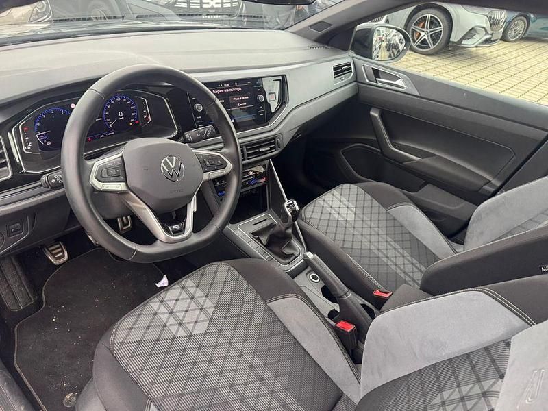 Gebraucht VW Taigo R-line 116 PS (85 kW) 2025 Schwarz SUV