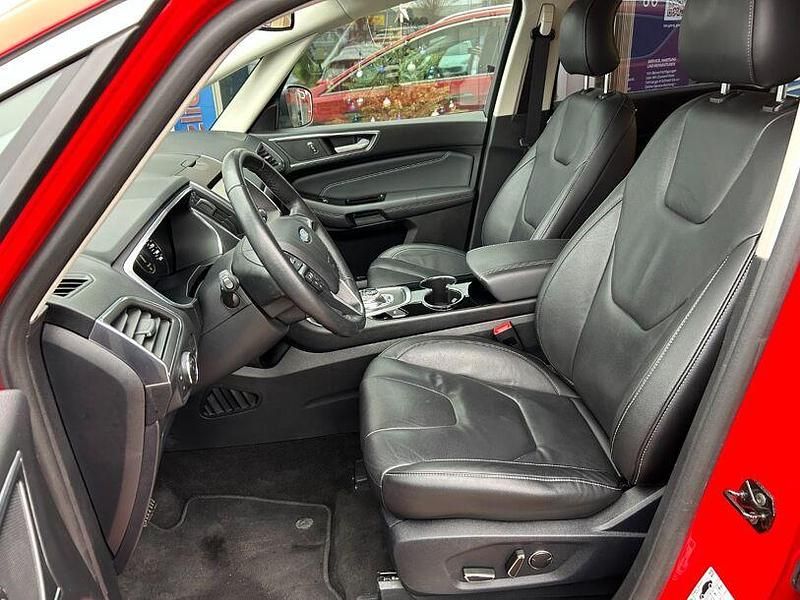 Gebraucht Ford S-MAX Titanium 190 PS (139 kW) 2020 Rot Van / Kleinbus