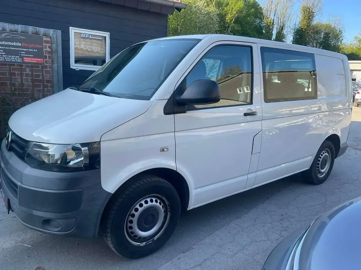 Gebraucht VW Transporter 84 PS (61 kW) 2011 Candyweiß Van