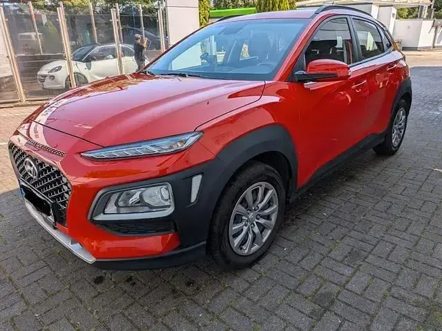 Gebraucht Hyundai Kona 120 PS (88 kW) 2019 Rot SUV