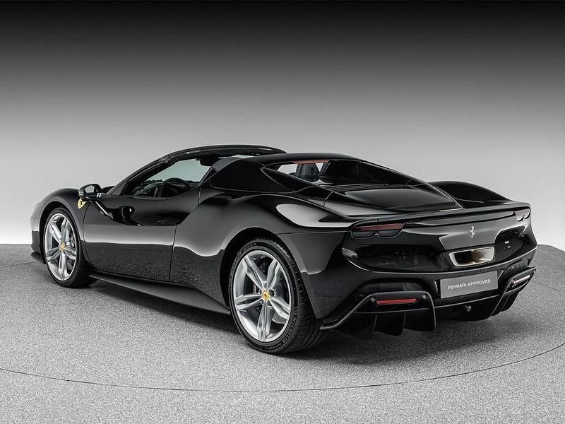 Gebraucht Ferrari 296 829 PS (609 kW) 2023 Nero daytona Cabrio