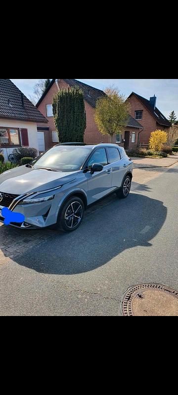 Grau Gebraucht 2022 Nissan Qashqai Tekna+ SUV | 24.000 € (Superpreis) - Bild 1/4