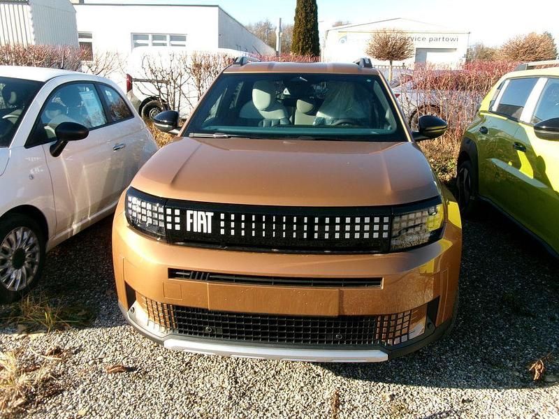 Neu Fiat Grande Panda La Prima 101 PS (74 kW) 2025 Blau Kleinwagen
