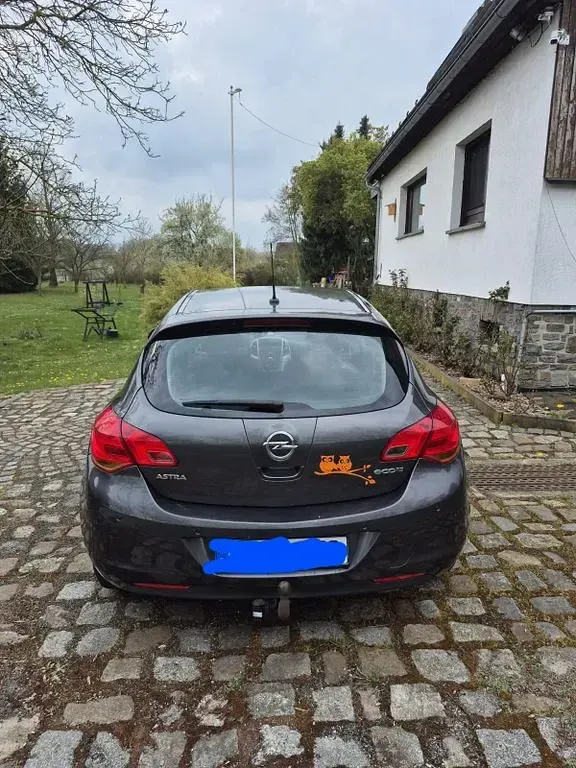 Gebraucht Opel Astra Edition 87 PS (63 kW) 2010 Limousine