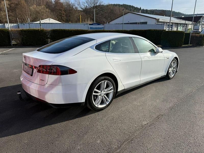 Gebraucht Tesla Model S 309 kW (421 PS) 2015 Weiß Kleinwagen