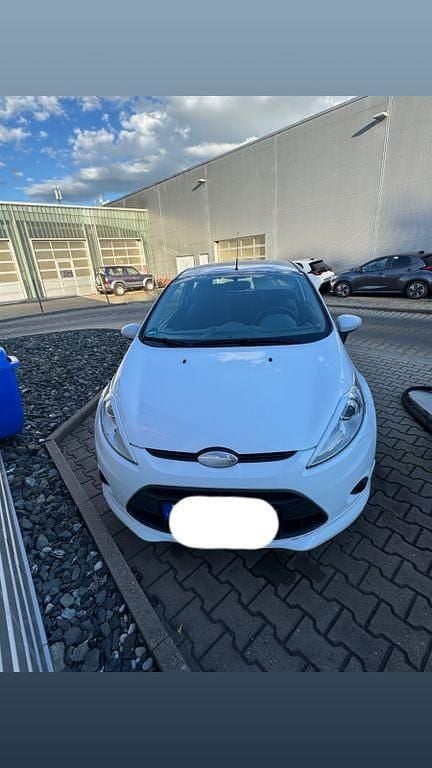 Weiß Gebraucht 2010 Ford Fiesta ST-Line Kleinwagen | 2.400 € (Superpreis) - Bild 1/4