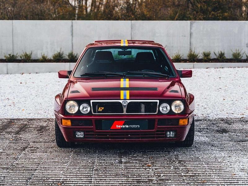 Gebraucht Lancia Delta 215 PS (158 kW) 1995 Rot Kleinwagen