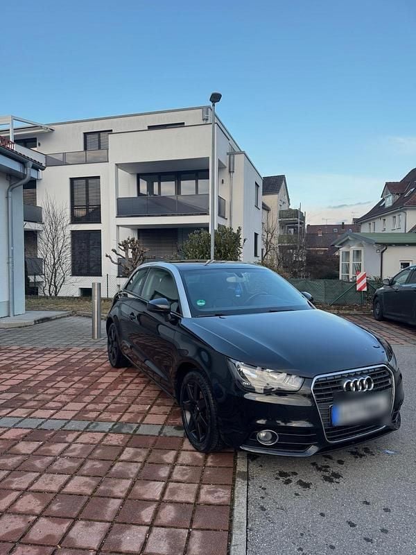 Gebraucht Audi A1 86 PS (63 kW) 2011 Schwarz Kleinwagen
