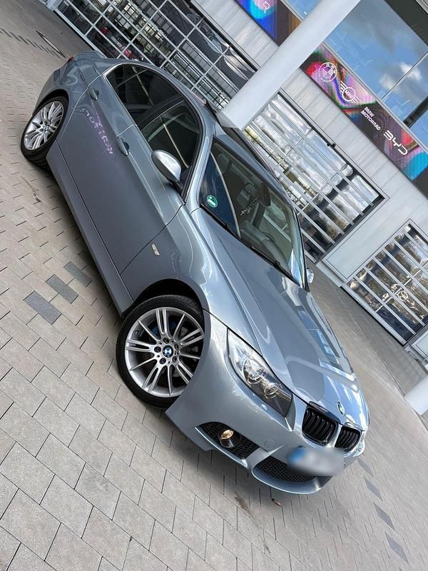 Second-hand BMW 325 218 CP (160 kW) 2006 Gri Berlinǎ