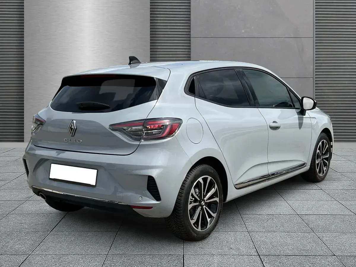 Gebraucht Renault Clio Techno 90 PS (66 kW) 2025 Grau (rafalegrau) Kleinwagen