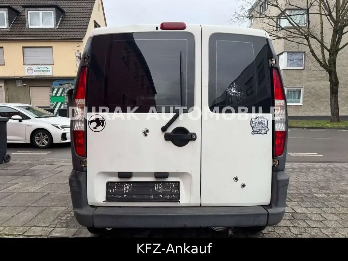 Gebraucht Fiat Doblò 65 PS (47 kW) 2005 Weiß Van / Kleinbus