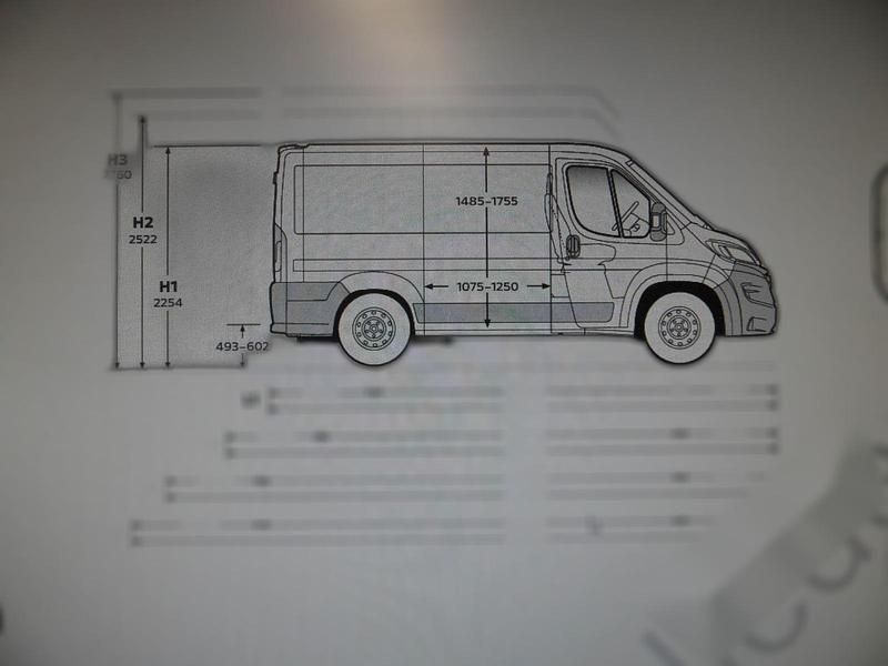 Gebraucht Opel Movano Edition 140 PS (102 kW) 2024 Weiß Van