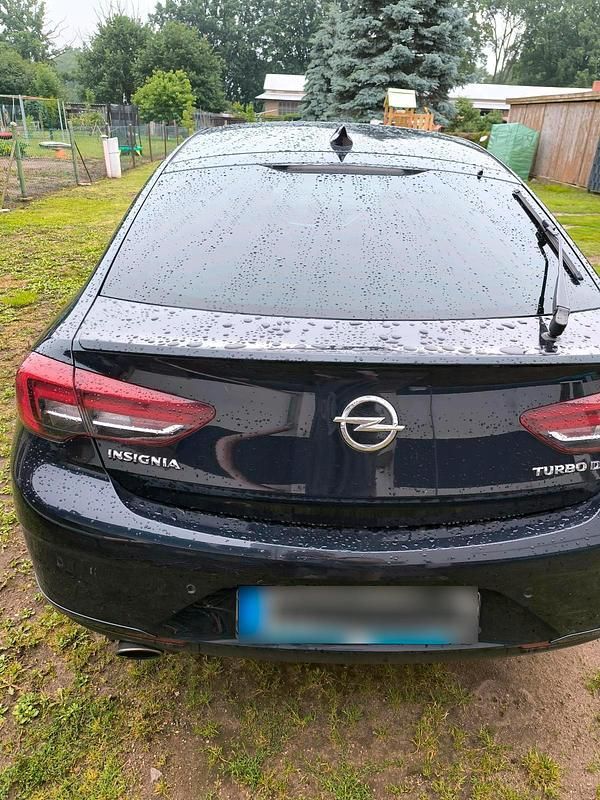 Gebraucht Opel Insignia Innovation 170 PS (125 kW) 2018 Blau Limousine