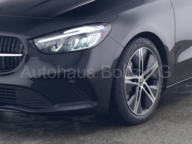 Gebraucht Mercedes B200 Progressive 163 PS (119 kW) 2023 Schwarz Van / Kleinbus