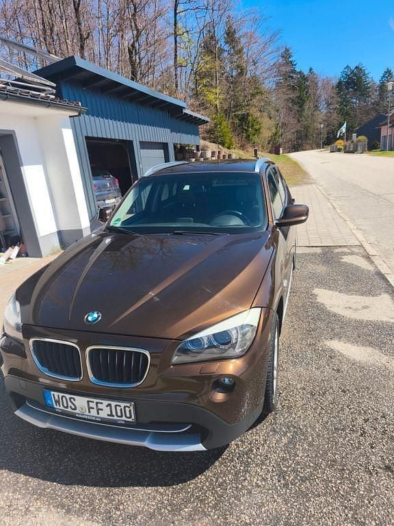 Gebraucht BMW X1 177 PS (130 kW) 2011 Braun SUV