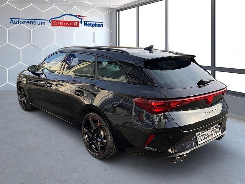Neu Cupra Leon VZ 333 PS (244 kW) 2026 Schwarz Limousine