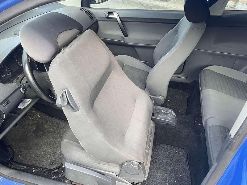 Gebraucht VW Polo 60 PS (44 kW) 2007 Blau Kleinwagen