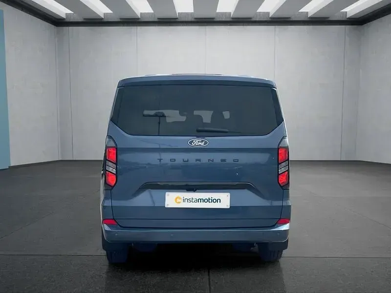 Neu Ford Tourneo 170 PS (125 kW) 2026 Van / Kleinbus