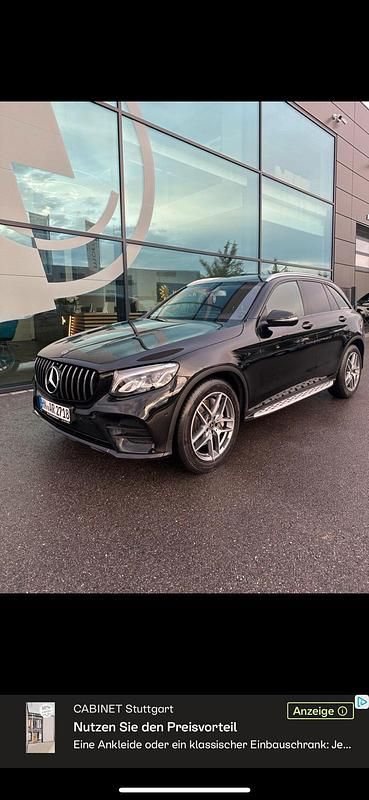 Schwarz Gebraucht 2017 Mercedes GLC350 AMG line SUV | 22.900 € (Superpreis) - Bild 1/4