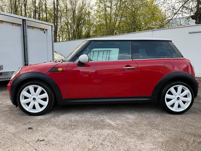 Usata Mini Cooper 90 CV (66 kW) 2008 Rosso Utilitaria