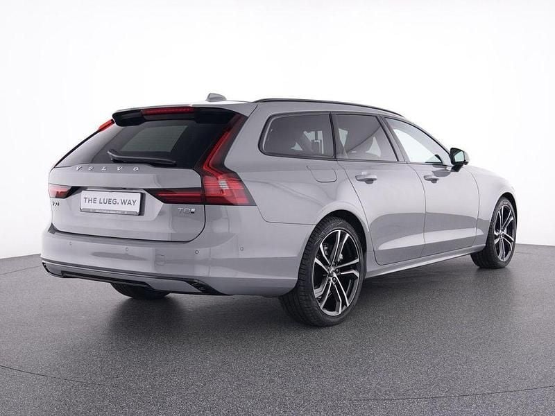 Gebraucht Volvo V90 Plus 456 PS (335 kW) 2024 Grau vapour grey / metallic Kombi